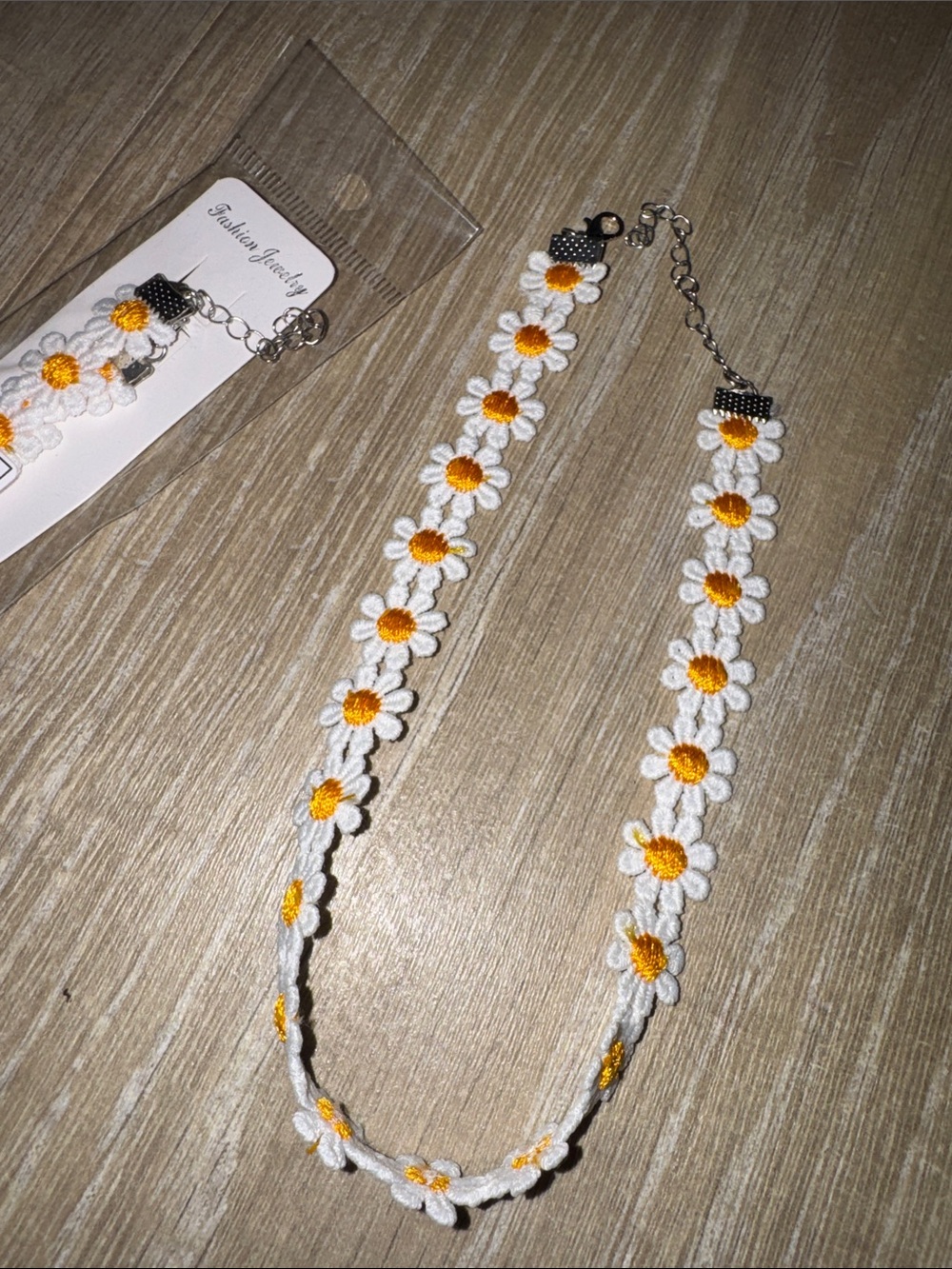 Daisy Embroidered Choker Necklace - White & Yellow